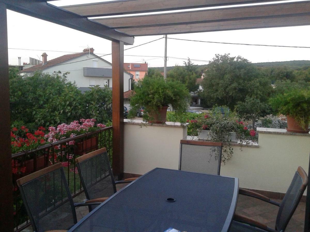 House Villa Mare Malinska Esterno foto